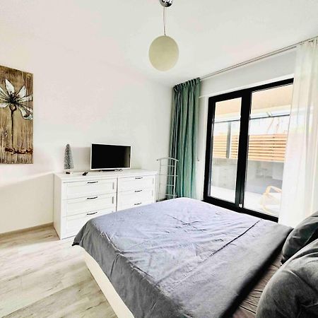 Lazo Two Room- Luxury Apartment Bucharest Exterior photo