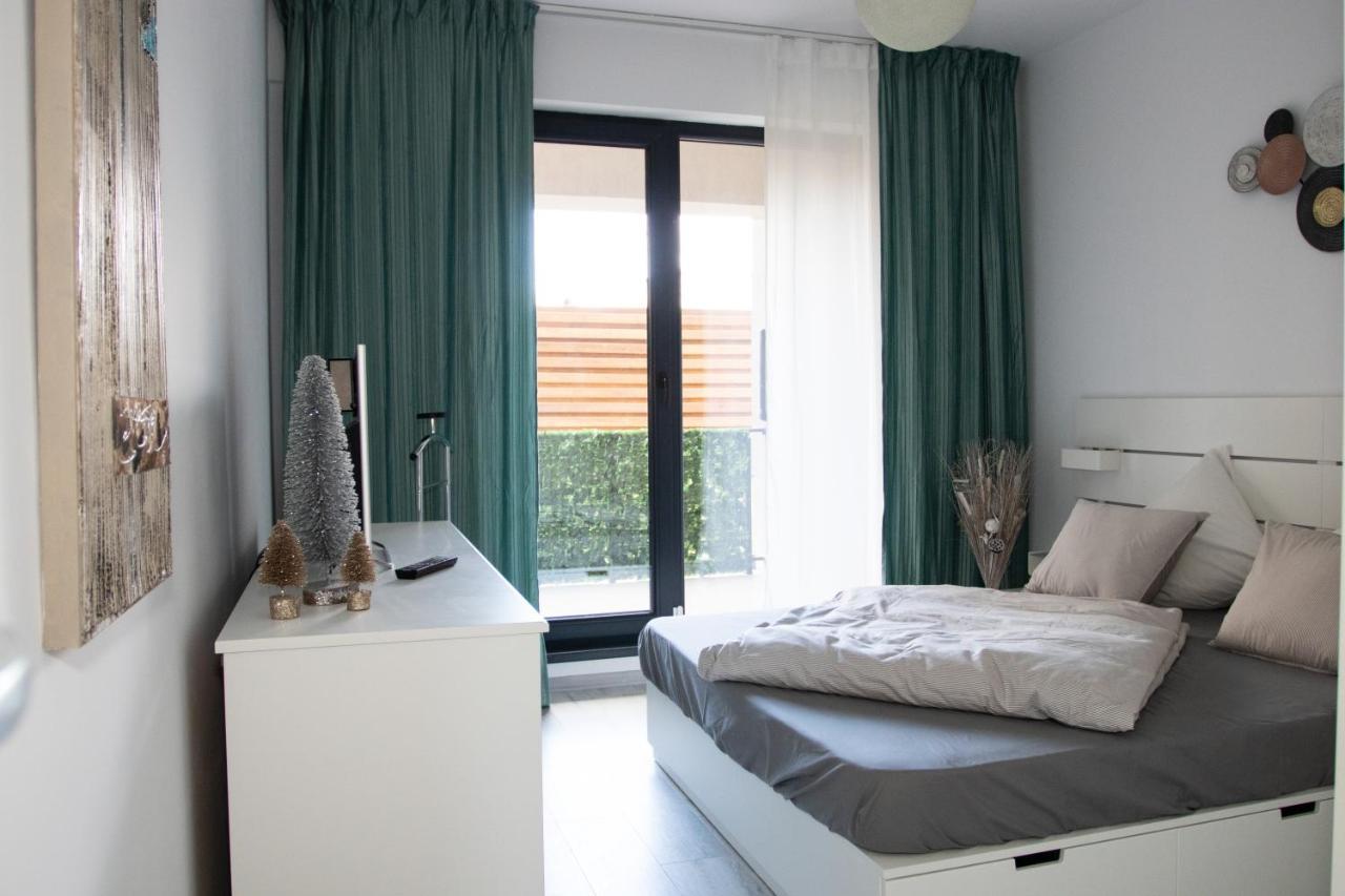 Lazo Two Room- Luxury Apartment Bucharest Exterior photo