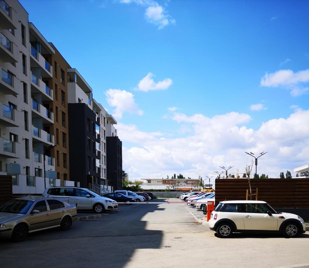 Lazo Two Room- Luxury Apartment Bucharest Exterior photo